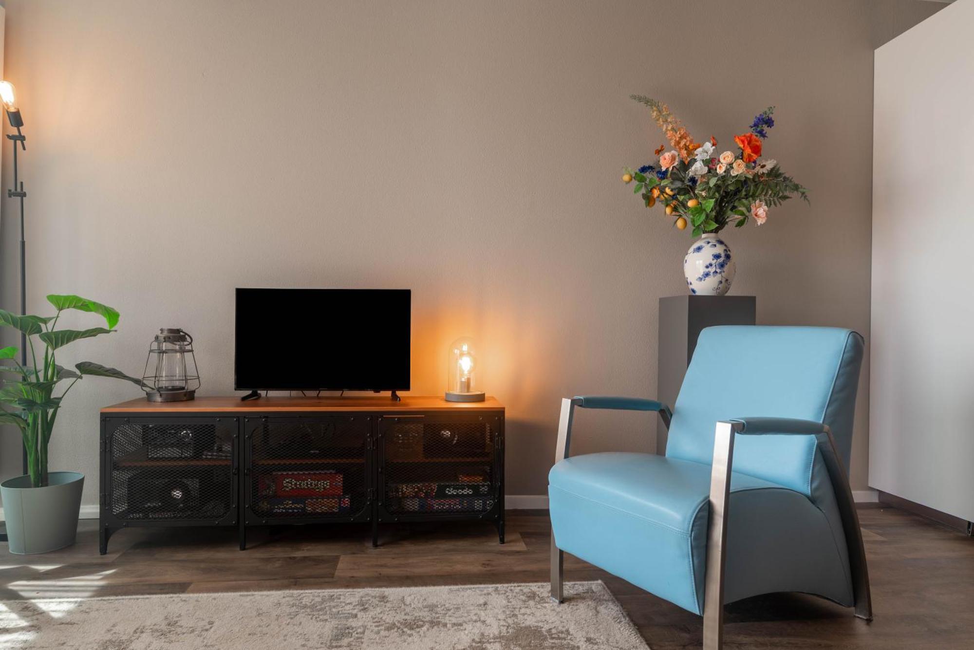 Zuiderzeestate 35, Prachtig Appartement Aan Het Ijsselmeer Makkum Exterior foto