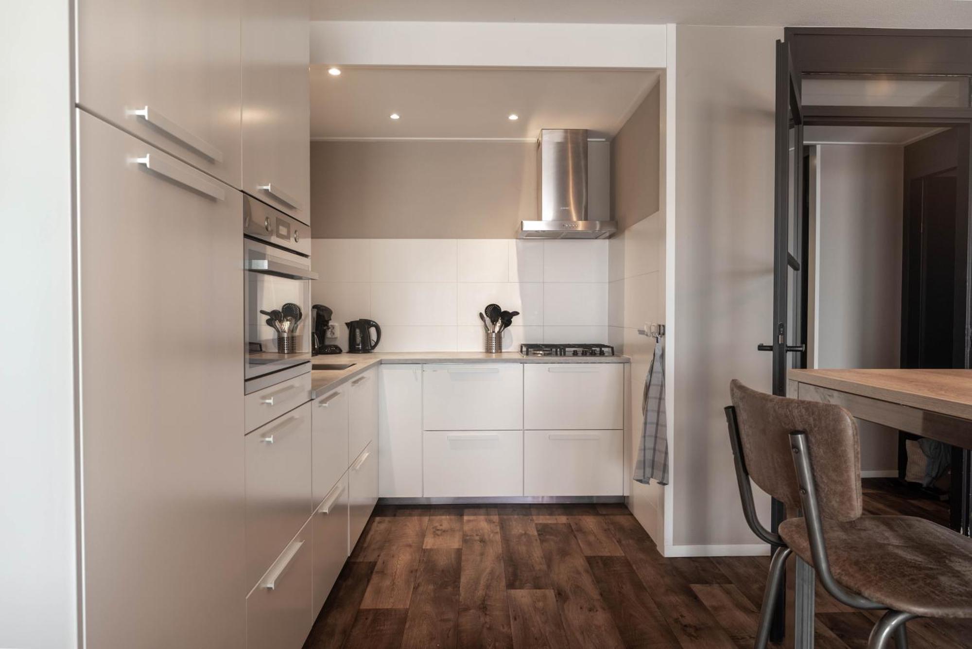 Zuiderzeestate 35, Prachtig Appartement Aan Het Ijsselmeer Makkum Exterior foto