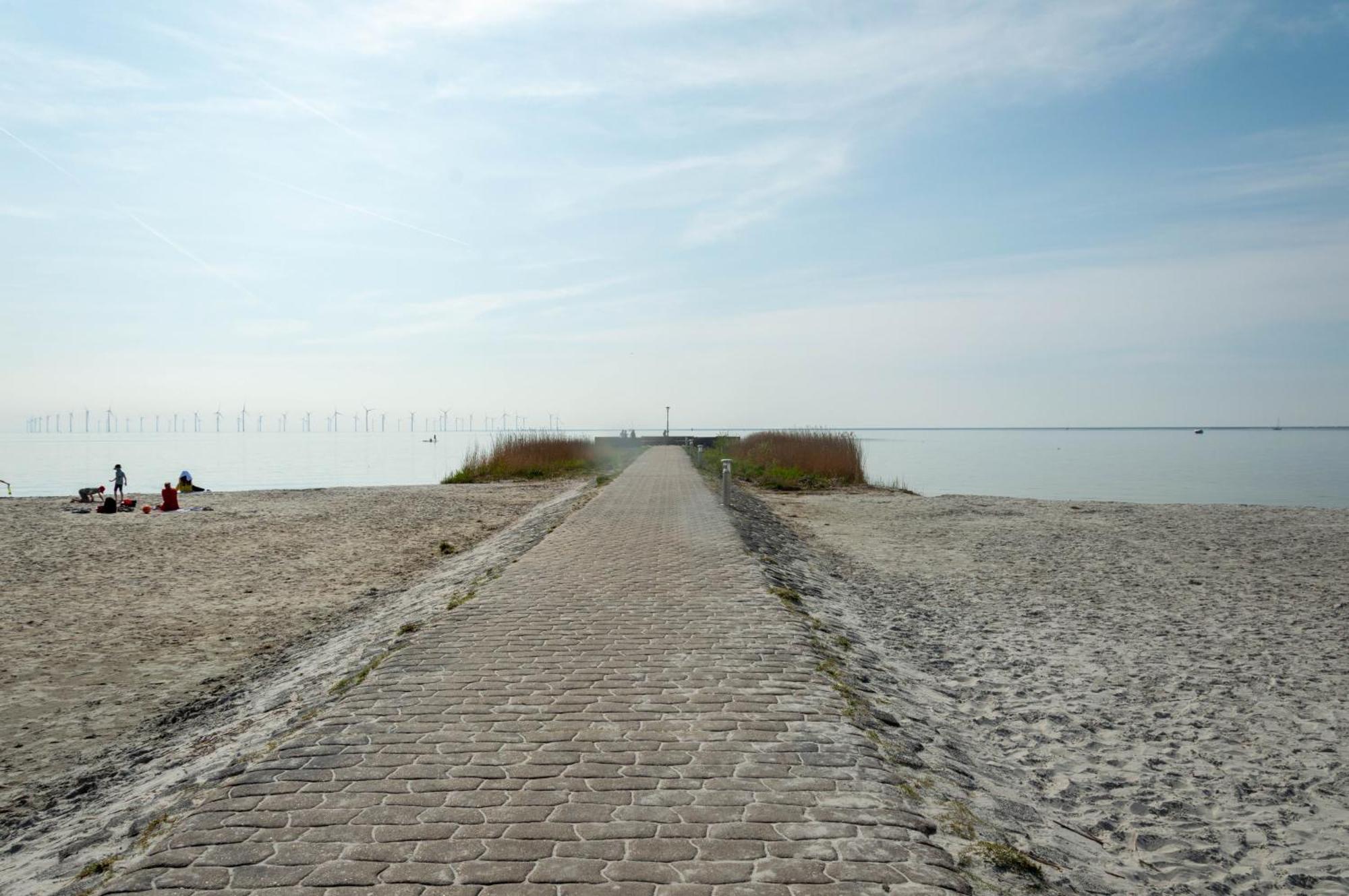 Zuiderzeestate 35, Prachtig Appartement Aan Het Ijsselmeer Makkum Exterior foto